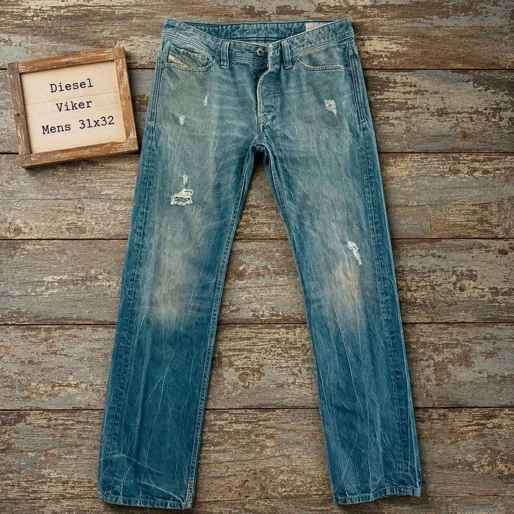 Diesel Viker Mens 31x32 Regular Straight Leg Distressed Light Wash Jeans